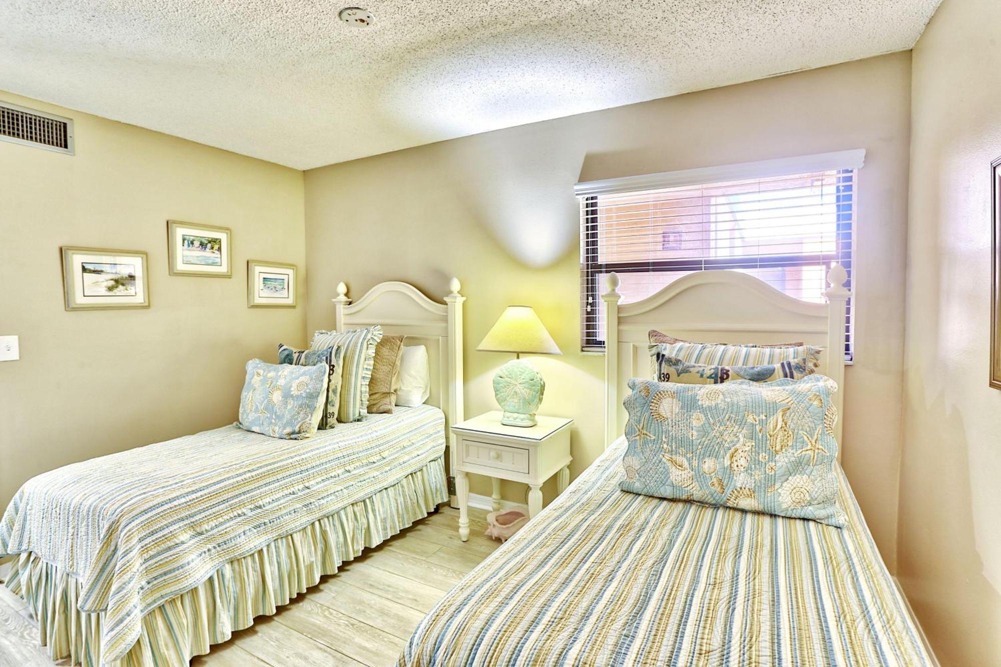 Emerald Isle 601 St. Pete Beach Exterior photo